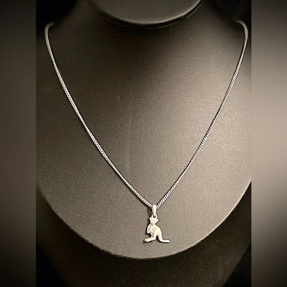 Charming Silver Kangaroo Pendant Necklace